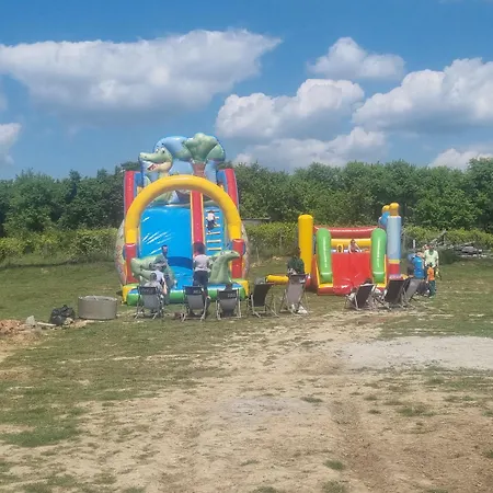 Uszate Ranczo Luxury tent Rybna (Krakow)